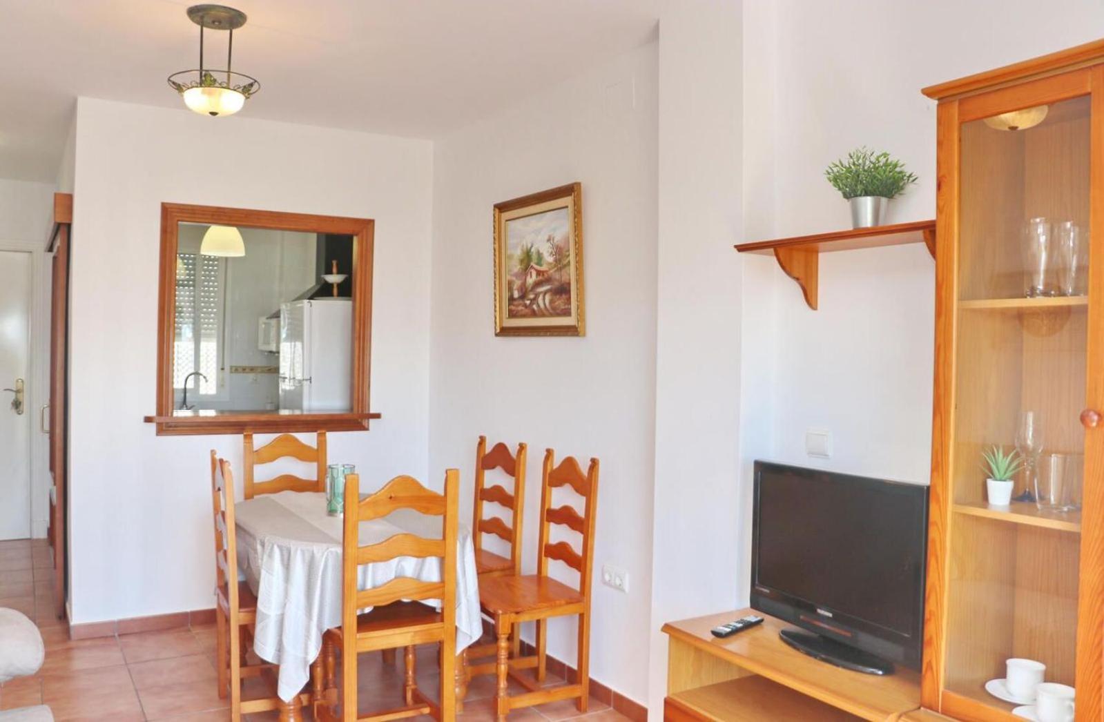 Apartamento Vistas Al Parque โกนิล เด ลาฟรอนเตรา ภายนอก รูปภาพ