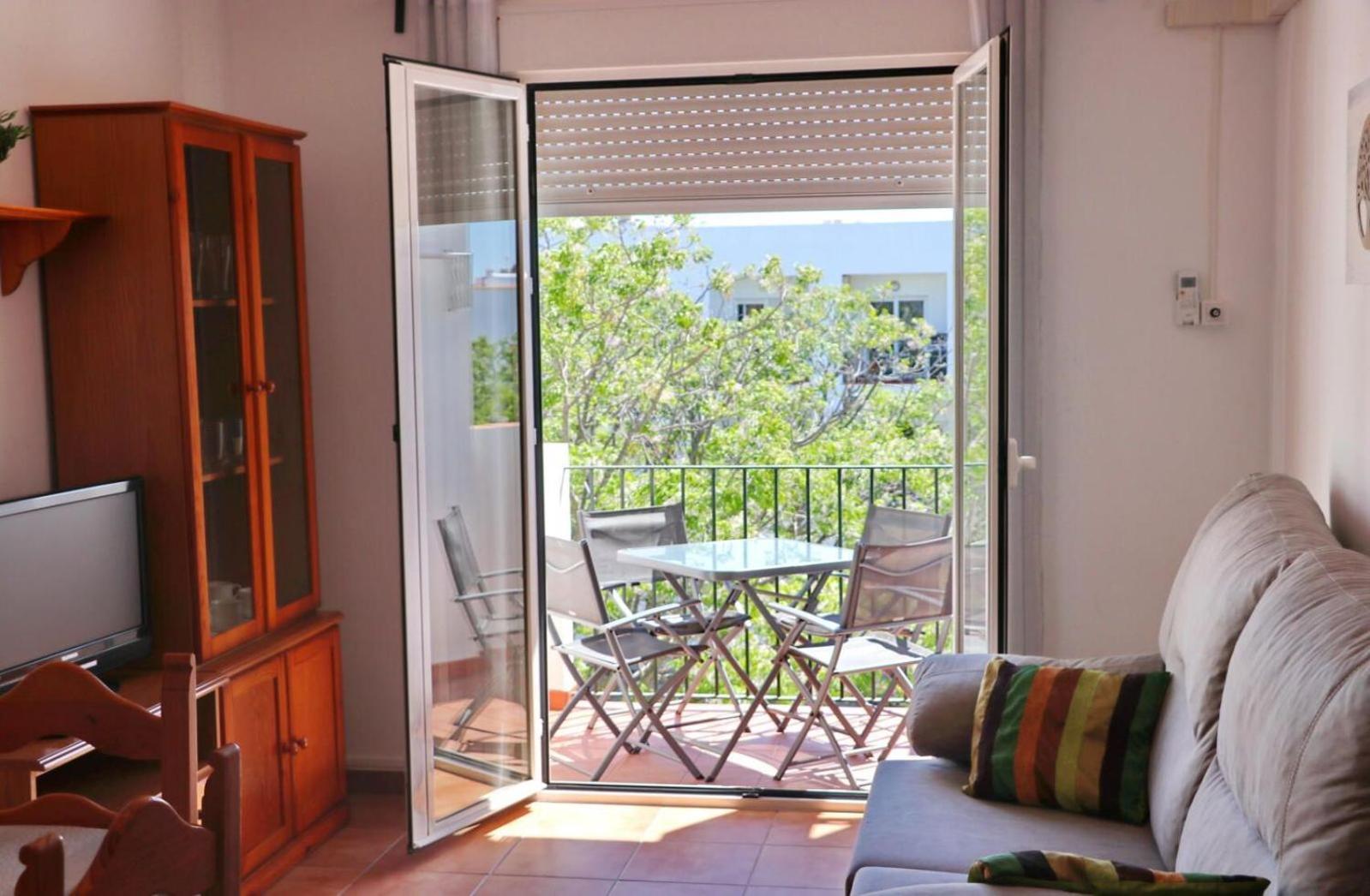 Apartamento Vistas Al Parque โกนิล เด ลาฟรอนเตรา ภายนอก รูปภาพ